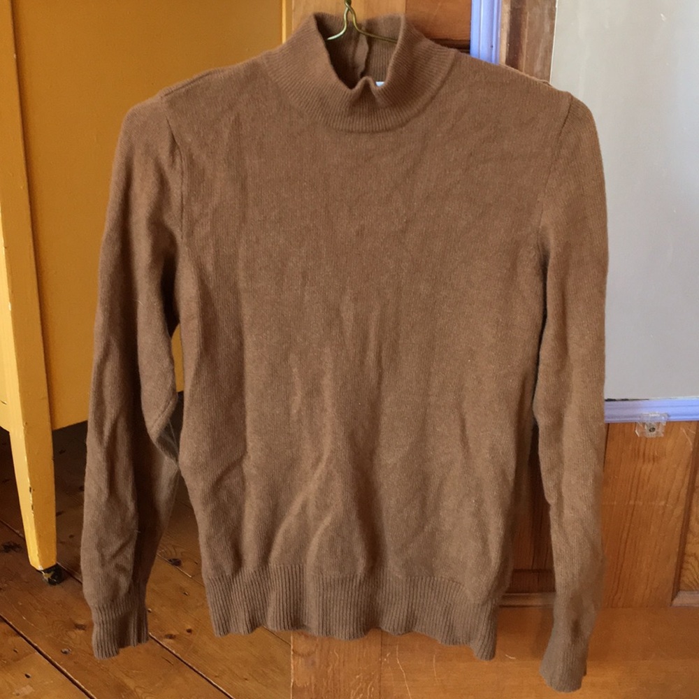 Cashmere sweater